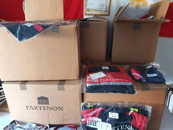 Cajas y material donado por PARTENON a CIDE